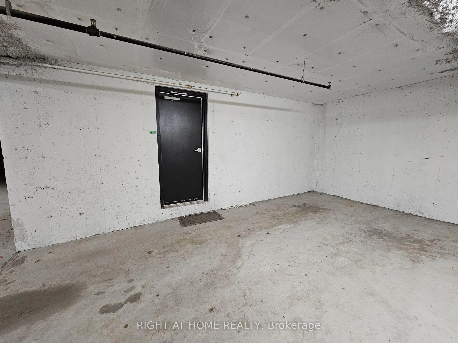 Photo 31 of Unit 4, 1040 Elton Way E, Whitby, Pringle Creek — HOMEH
