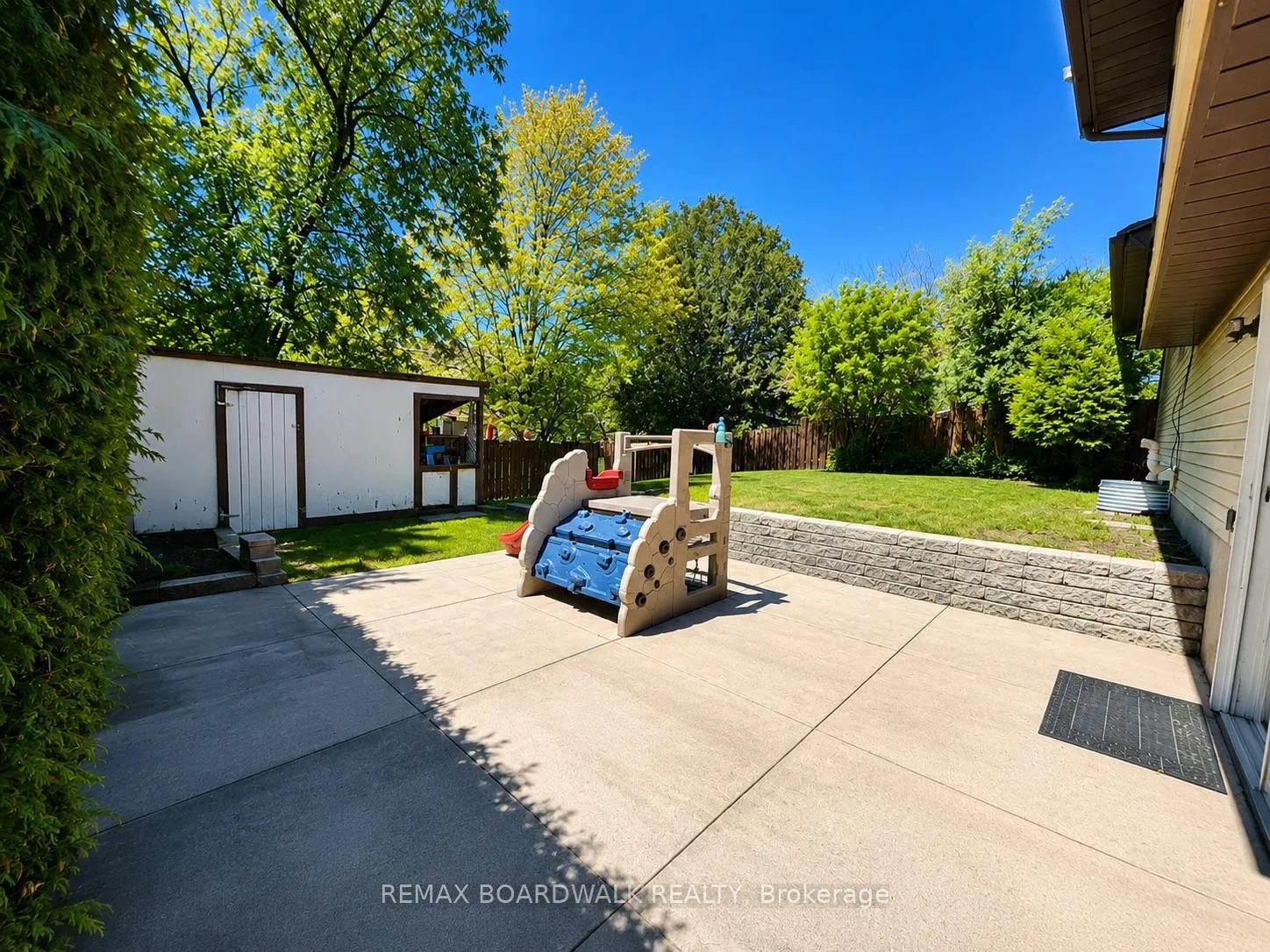Photo 37 of 22 Bartley Crescent, Ottawa, Barrhaven - On the Green — HOMEH