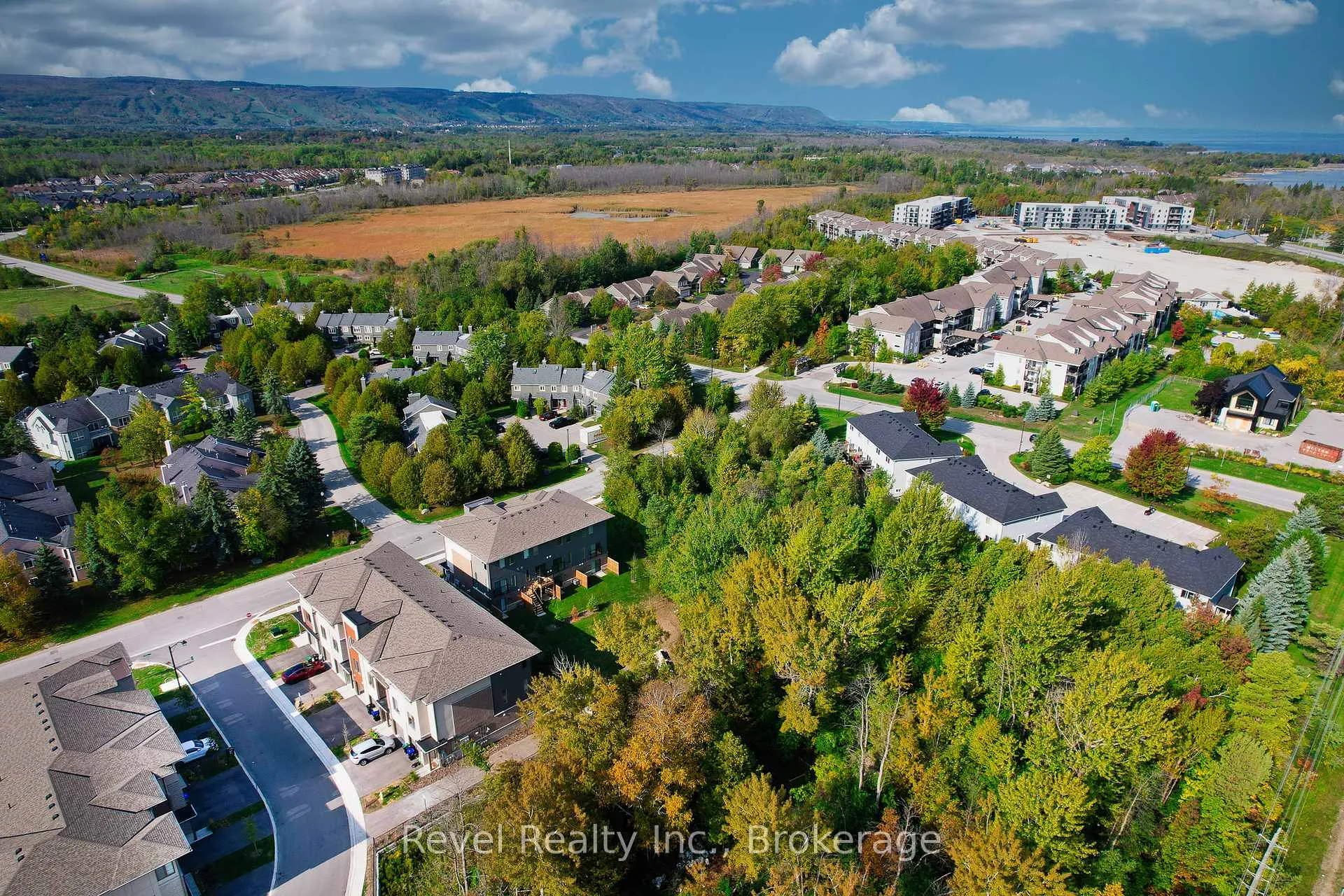 Photo 5 of 14 Winters Crescent, Collingwood — HOMEH