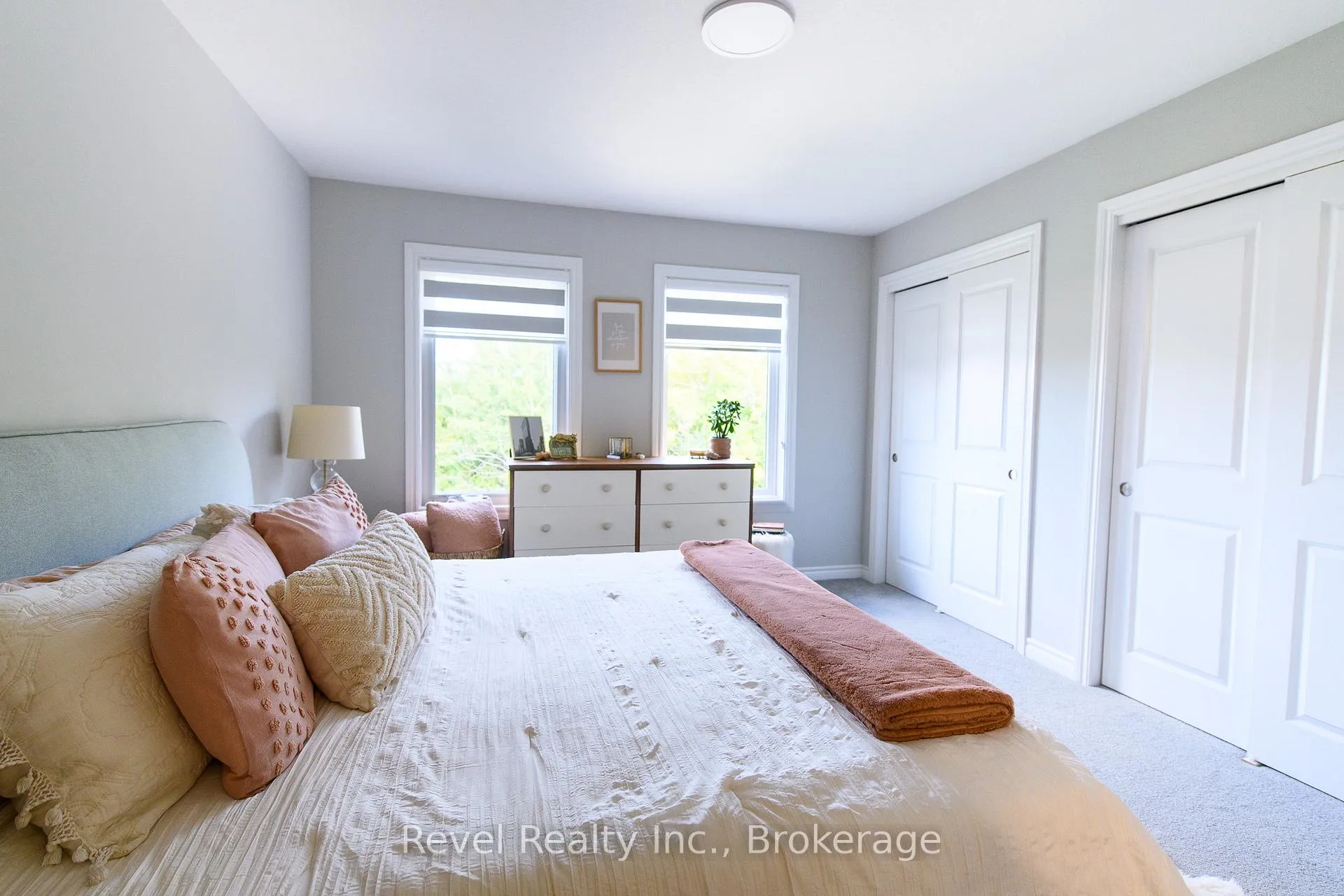 Photo 15 of 14 Winters Crescent, Collingwood — HOMEH