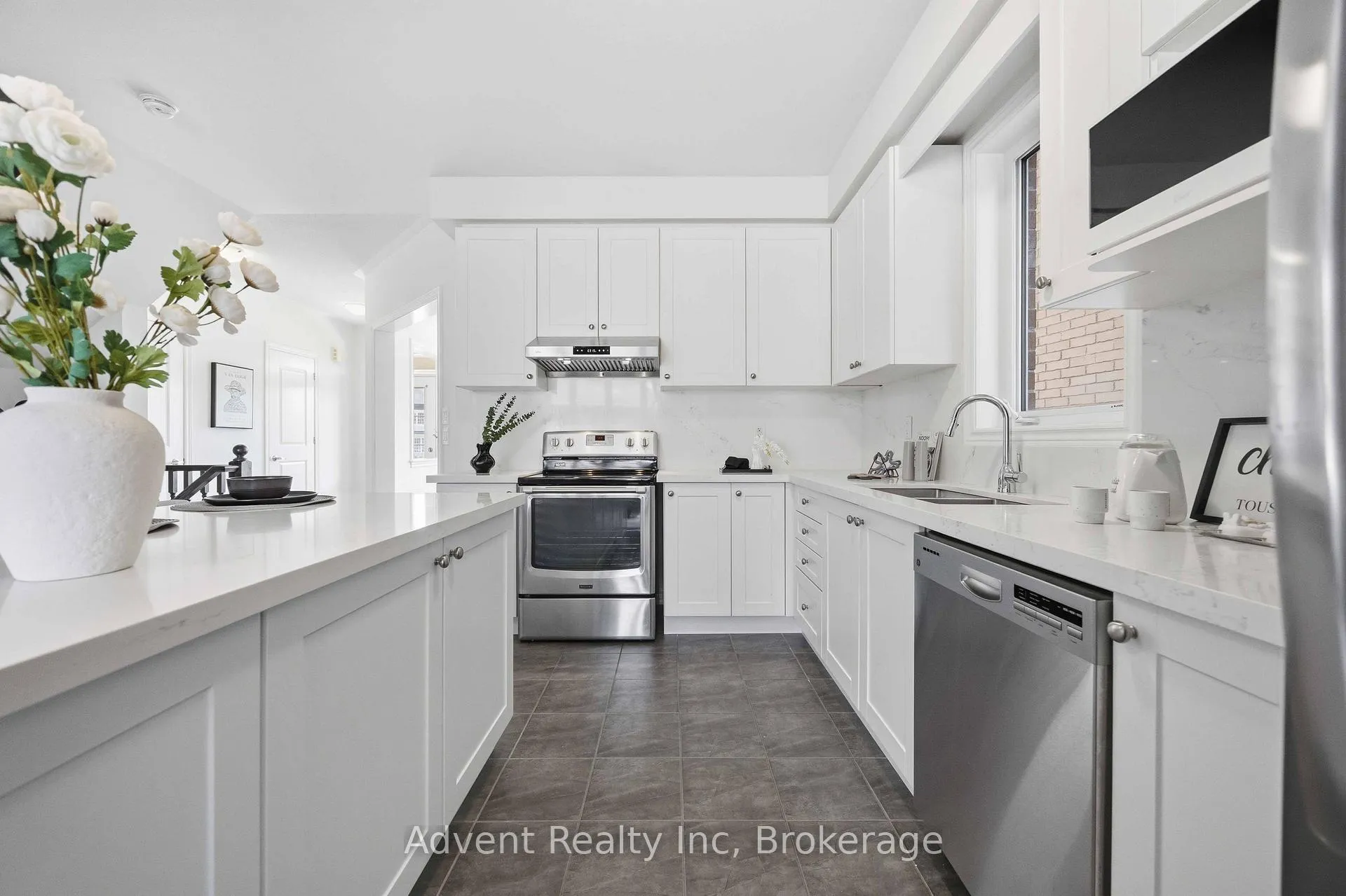 Photo 12 of 62 Demott Avenue, Markham, Cornell — HOMEH
