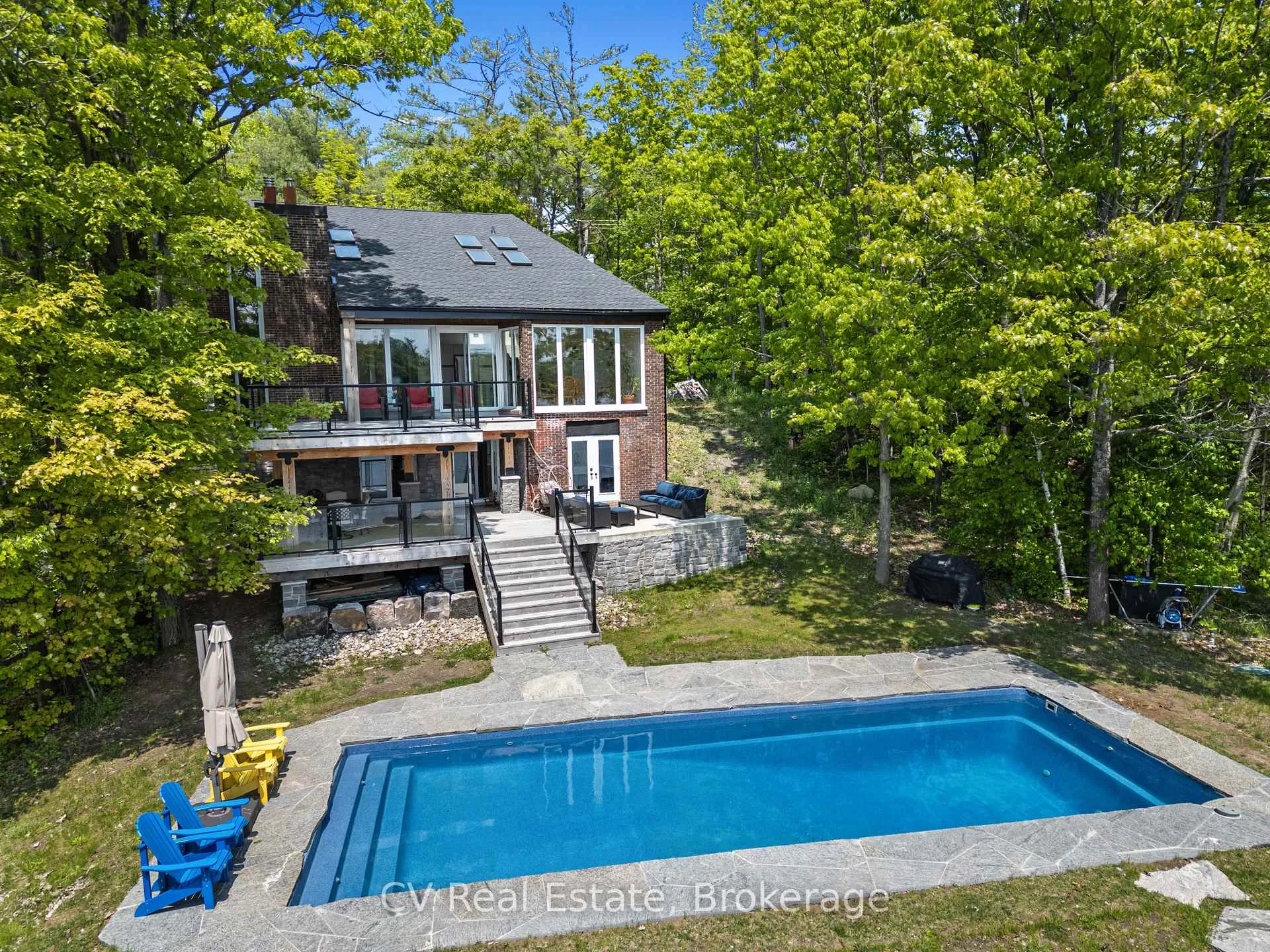 Photo 3 of 1030 S Sunset Bay Rd, Gravenhurst, Muskoka (S) — HOMEH