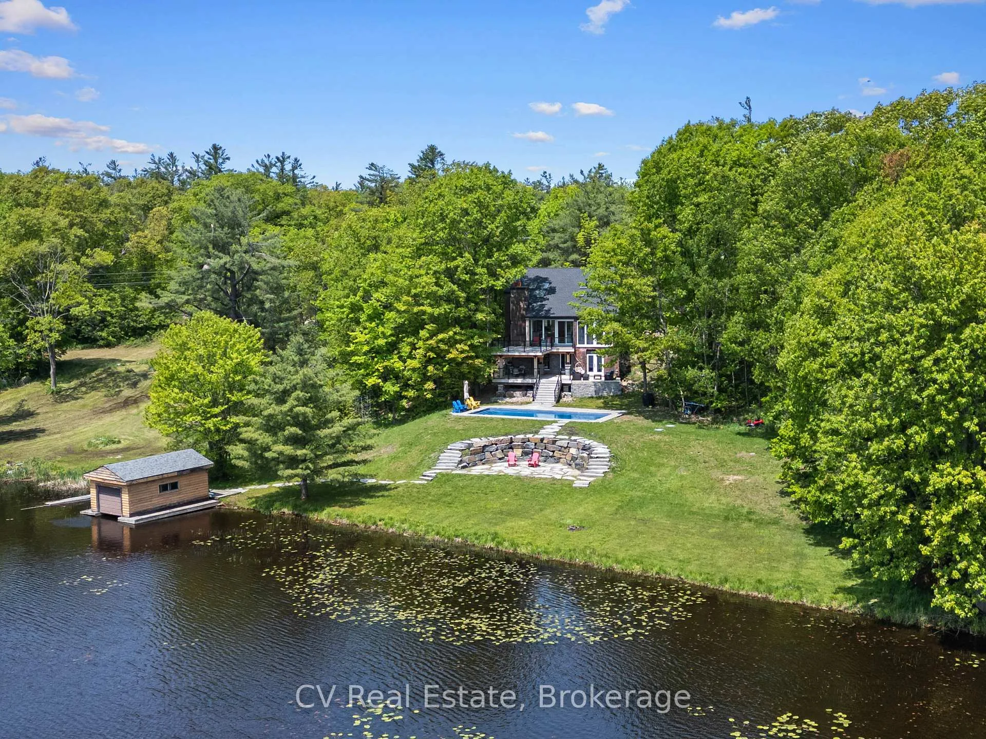 Photo 7 of 1030 S Sunset Bay Rd, Gravenhurst, Muskoka (S) — HOMEH