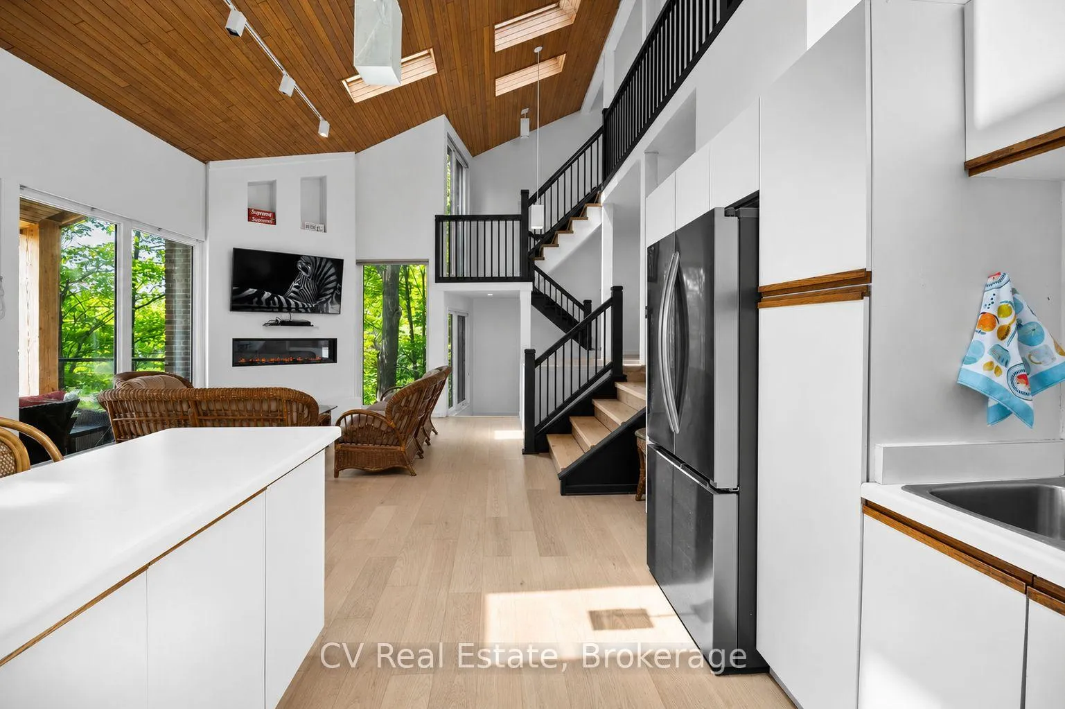 Photo 20 of 1030 S Sunset Bay Rd, Gravenhurst, Muskoka (S) — HOMEH