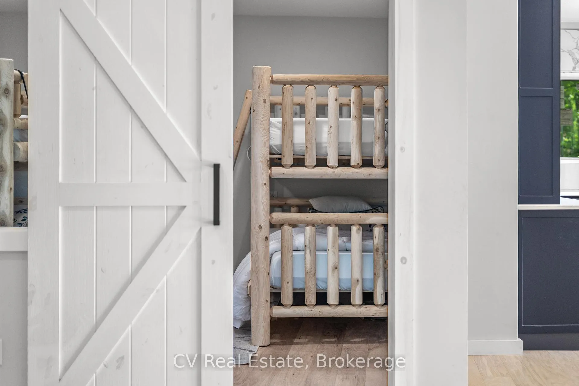 Photo 33 of 1030 S Sunset Bay Rd, Gravenhurst, Muskoka (S) — HOMEH