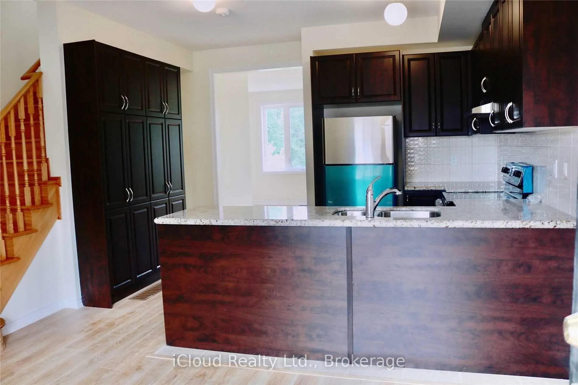 Photo 2 of 16 Miami Grove, Brampton, Heart Lake East — HOMEH