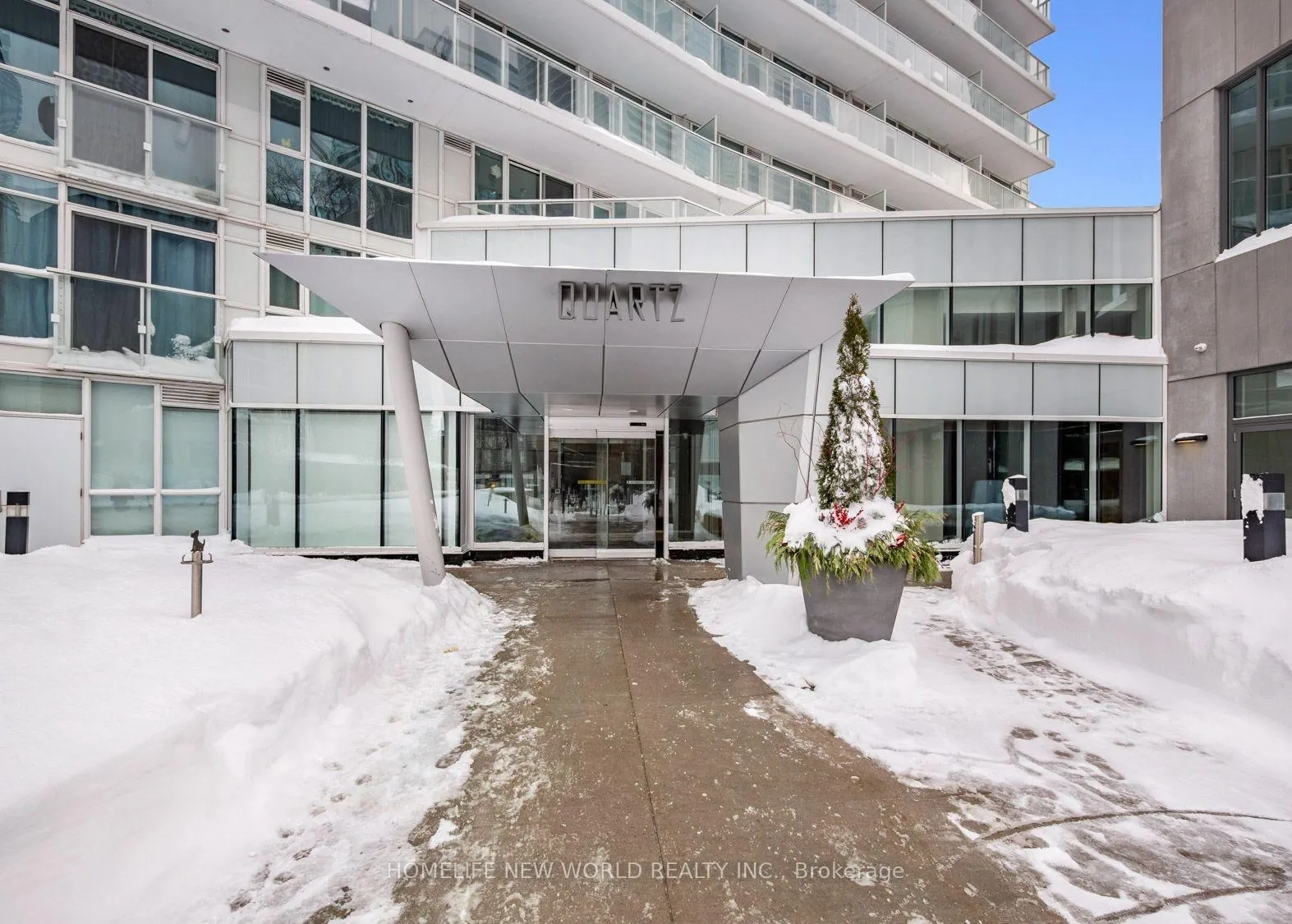 Photo 2 of Unit 3611, 75 Queens Wharf Road, Toronto, Waterfront Communities — HOMEH