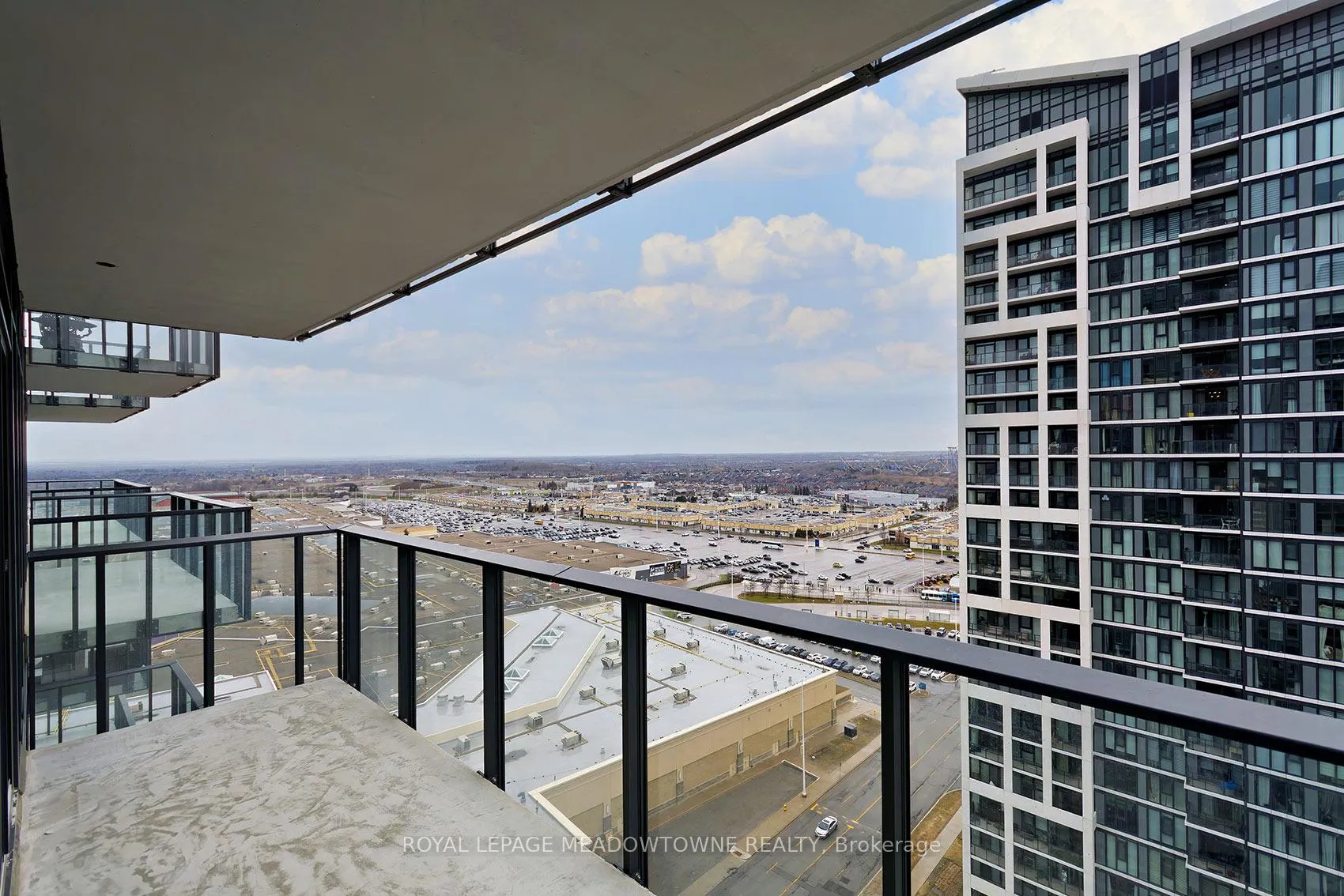 Photo 15 of Unit 1811, 27 Korda Gate, Vaughan, Vellore Village — HOMEH