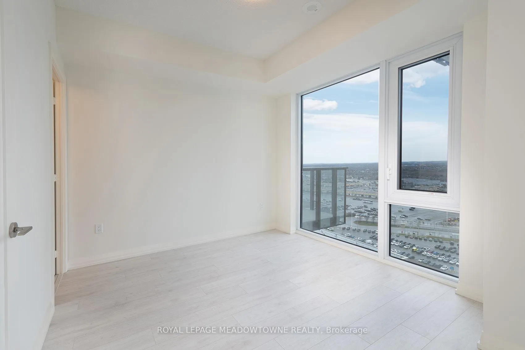 Photo 19 of Unit 1811, 27 Korda Gate, Vaughan, Vellore Village — HOMEH