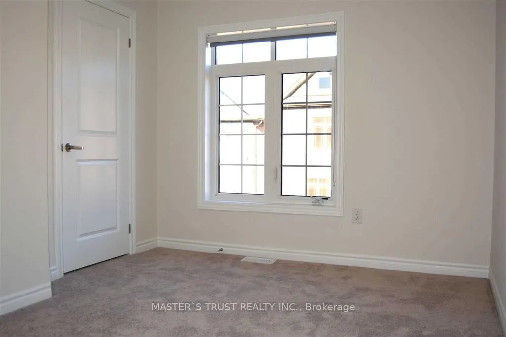 Photo 15 of 68 Gordon Circle, Newmarket, Gorham-College Manor — HOMEH
