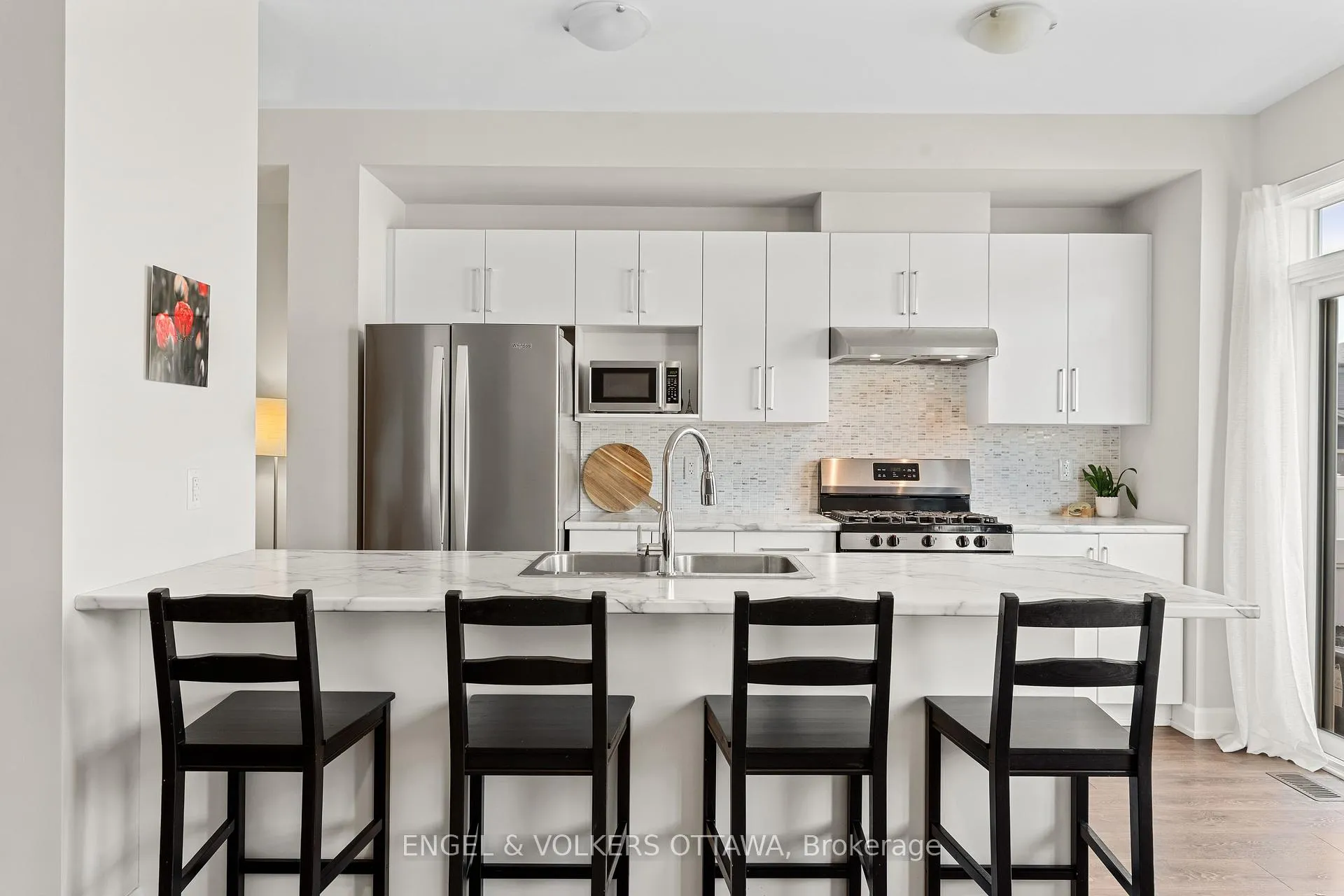 Photo 15 of 205 Geyser Place, Ottawa, Barrhaven - Hearts Desire — HOMEH