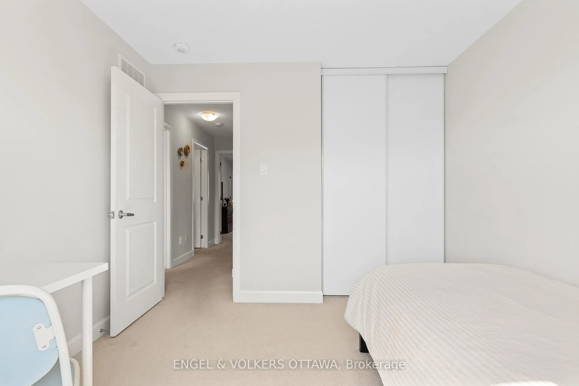 Photo 26 of 205 Geyser Place, Ottawa, Barrhaven - Hearts Desire — HOMEH