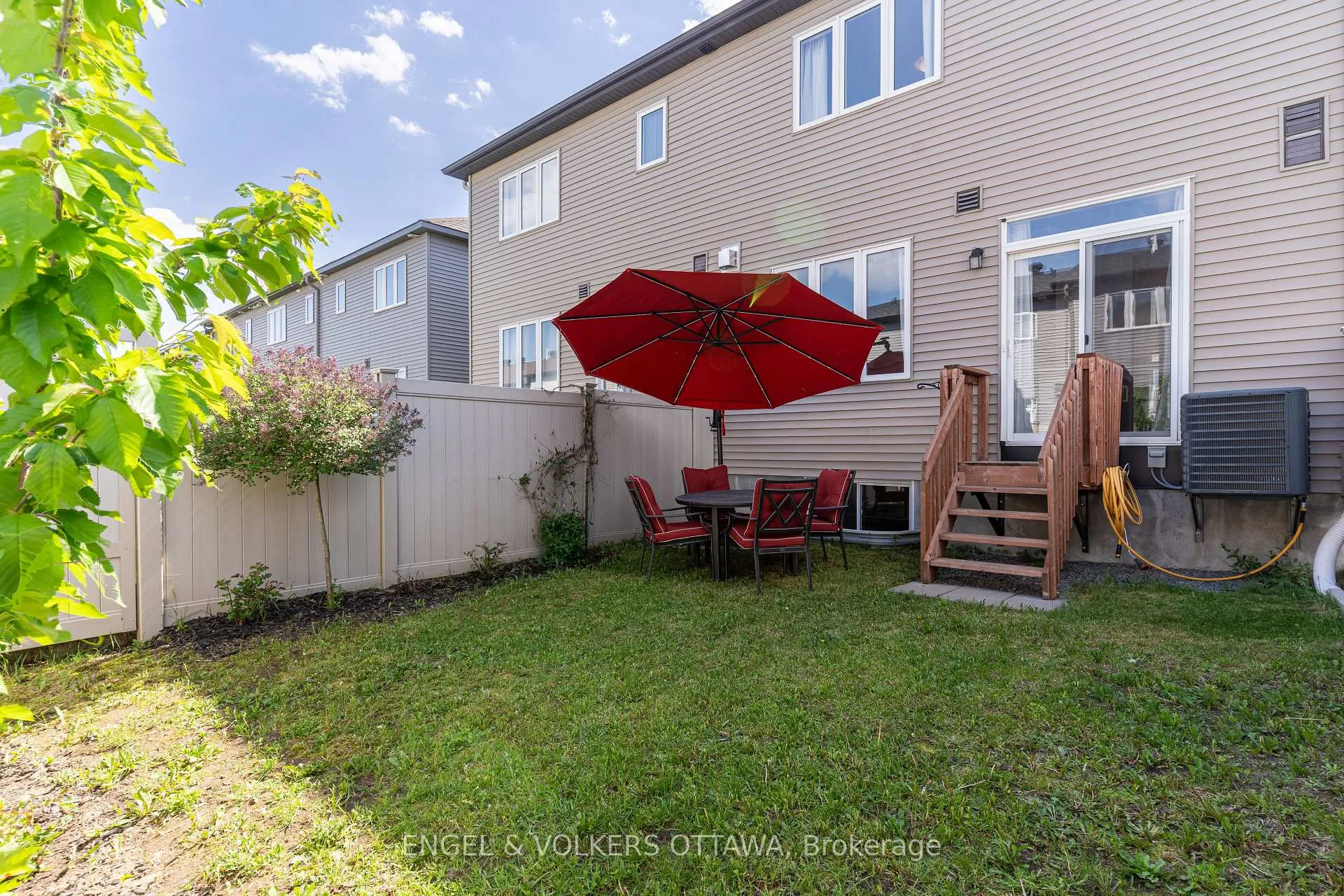 Photo 35 of 205 Geyser Place, Ottawa, Barrhaven - Hearts Desire — HOMEH