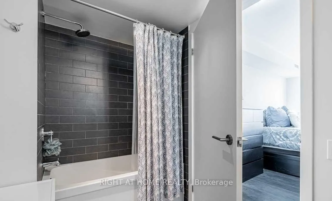 Photo 7 of Unit 1604, 6 Sonic Way, Toronto, Flemingdon Park — HOMEH