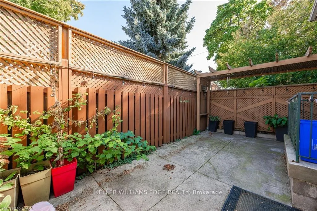 Photo 29 of 252 Beechwood Avenue, Hamilton, Crown Point — HOMEH