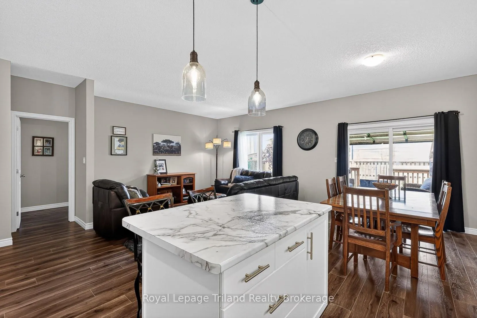 Photo 18 of 301 Boyd Boulevard, Zorra, Thamesford — HOMEH