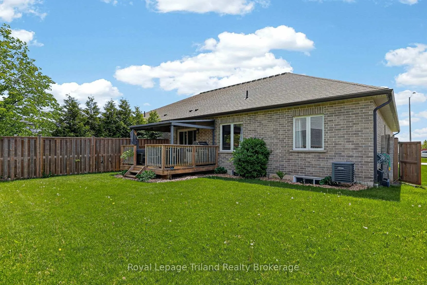Photo 38 of 301 Boyd Boulevard, Zorra, Thamesford — HOMEH