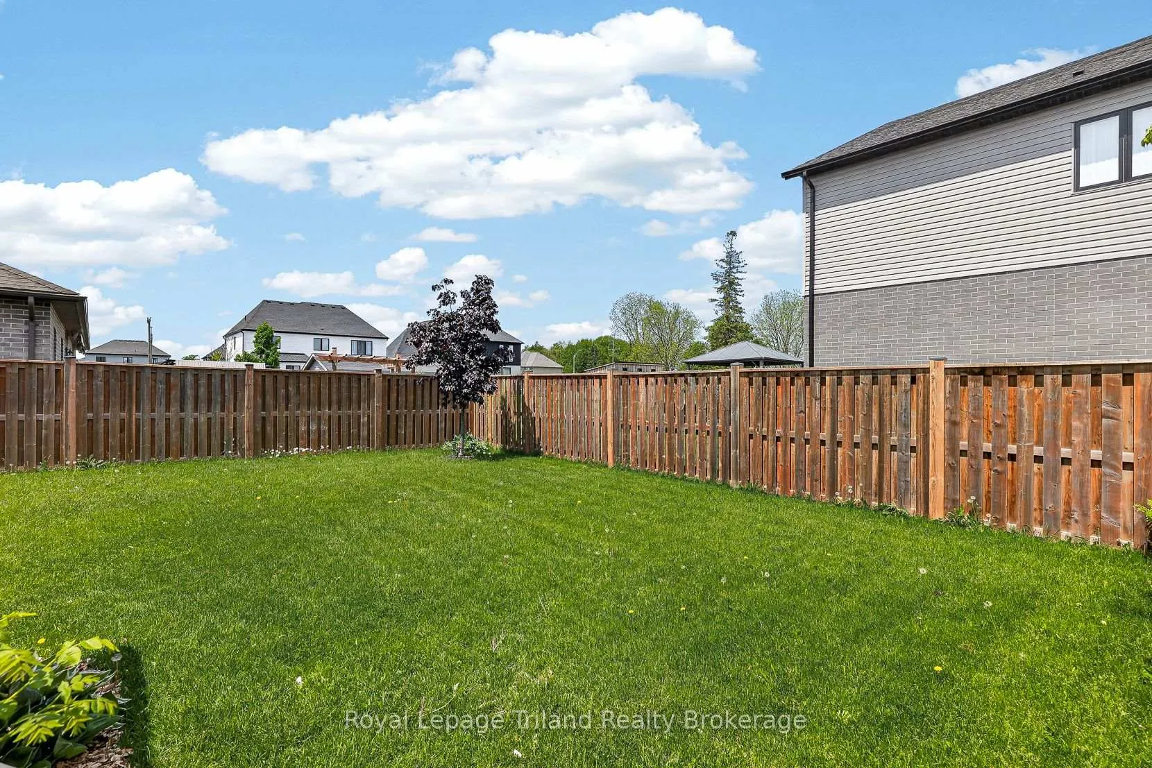 Photo 42 of 301 Boyd Boulevard, Zorra, Thamesford — HOMEH