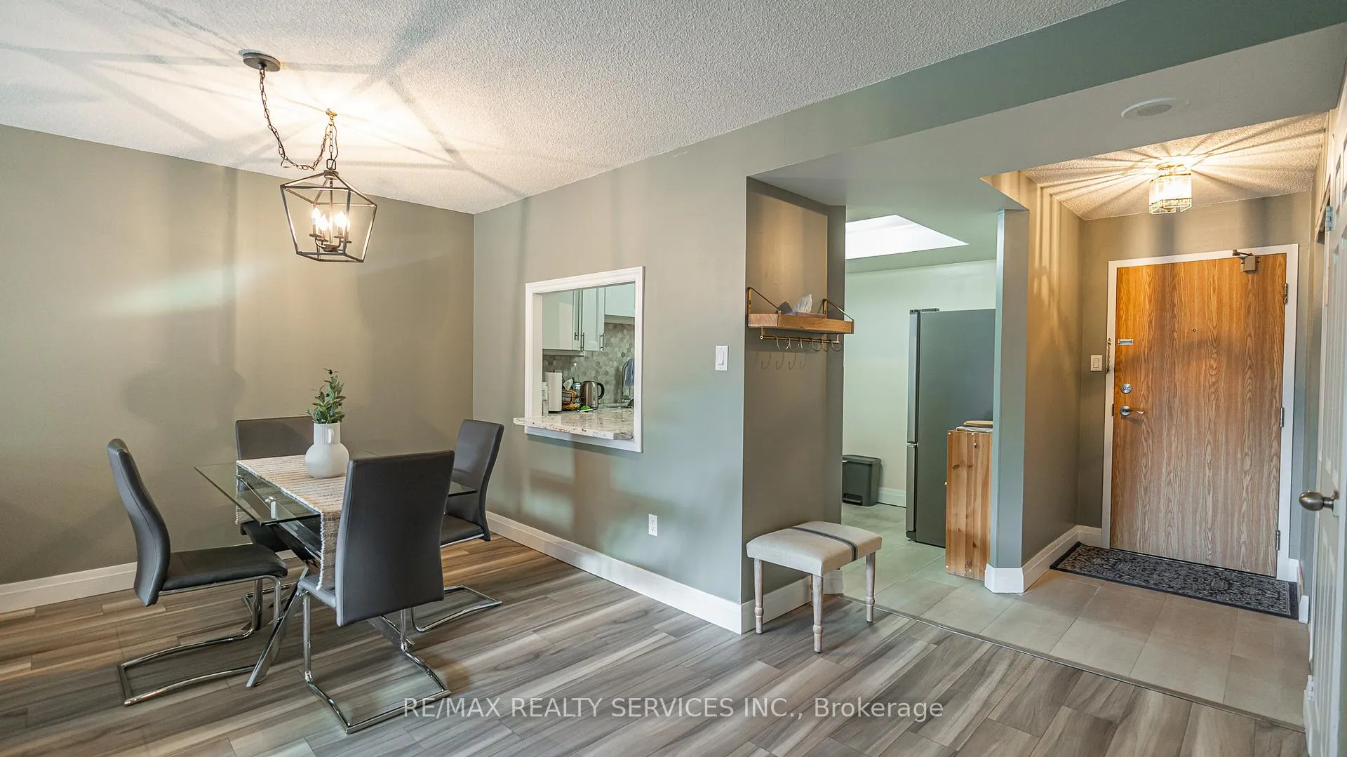 Photo 3 of Unit 203, 8 Lisa Street, Brampton, Queen Street Corridor — HOMEH