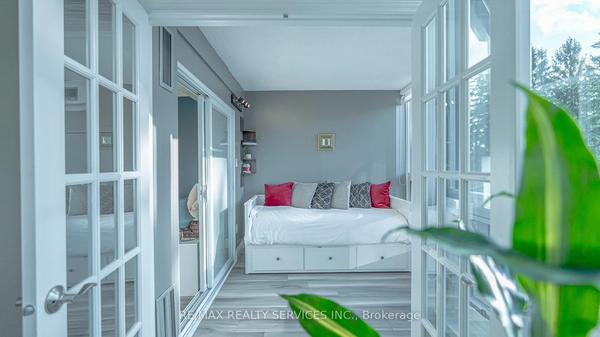 Photo 10 of Unit 203, 8 Lisa Street, Brampton, Queen Street Corridor — HOMEH