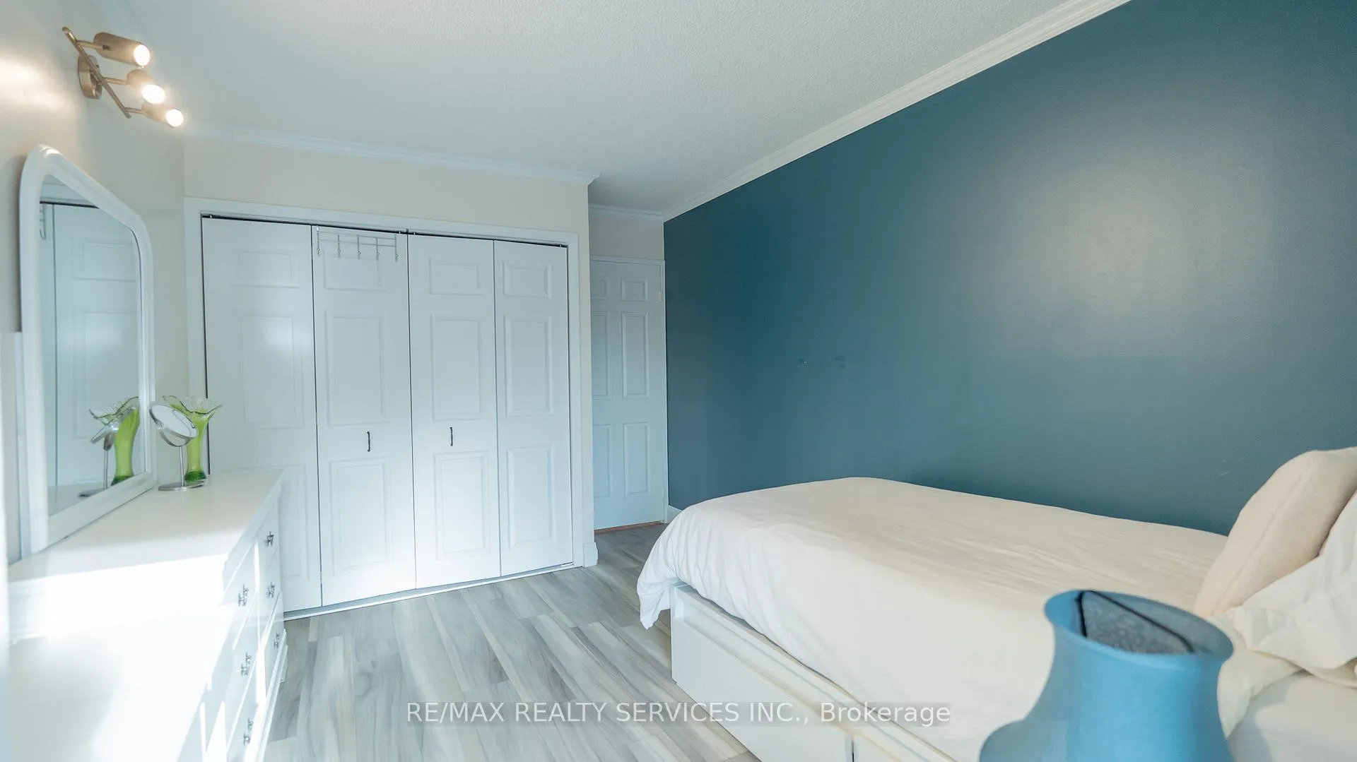 Photo 11 of Unit 203, 8 Lisa Street, Brampton, Queen Street Corridor — HOMEH