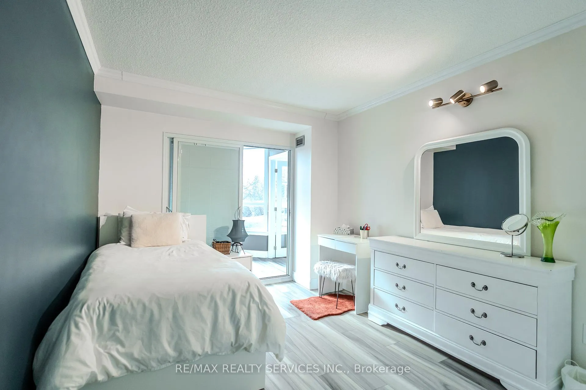 Photo 12 of Unit 203, 8 Lisa Street, Brampton, Queen Street Corridor — HOMEH