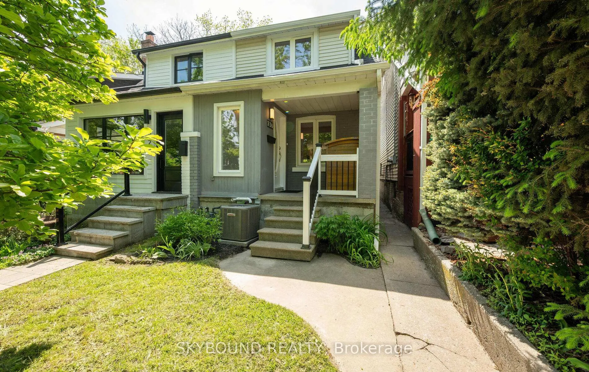 Photo 1 of 326 Kenilworth Avenue, Toronto, The Beaches — HOMEH