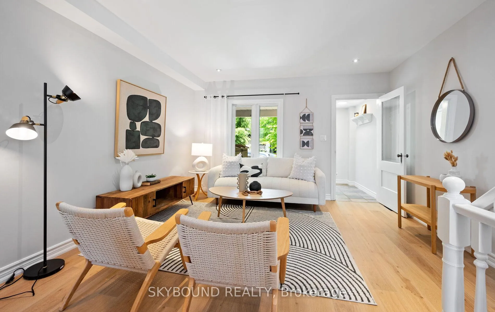Photo 7 of 326 Kenilworth Avenue, Toronto, The Beaches — HOMEH
