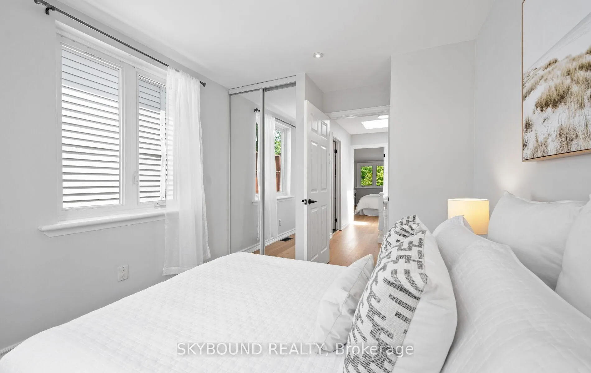 Photo 19 of 326 Kenilworth Avenue, Toronto, The Beaches — HOMEH