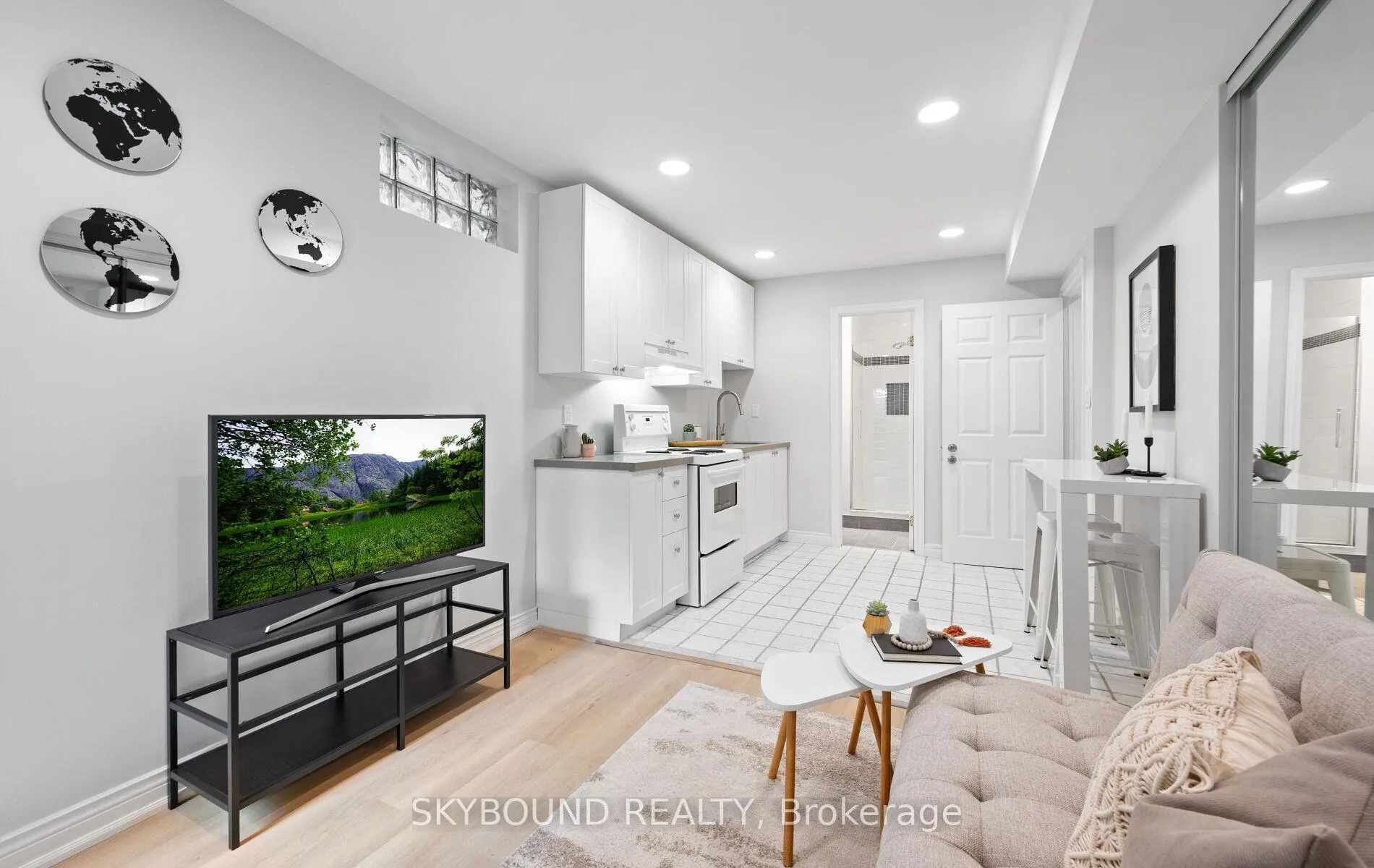 Photo 25 of 326 Kenilworth Avenue, Toronto, The Beaches — HOMEH