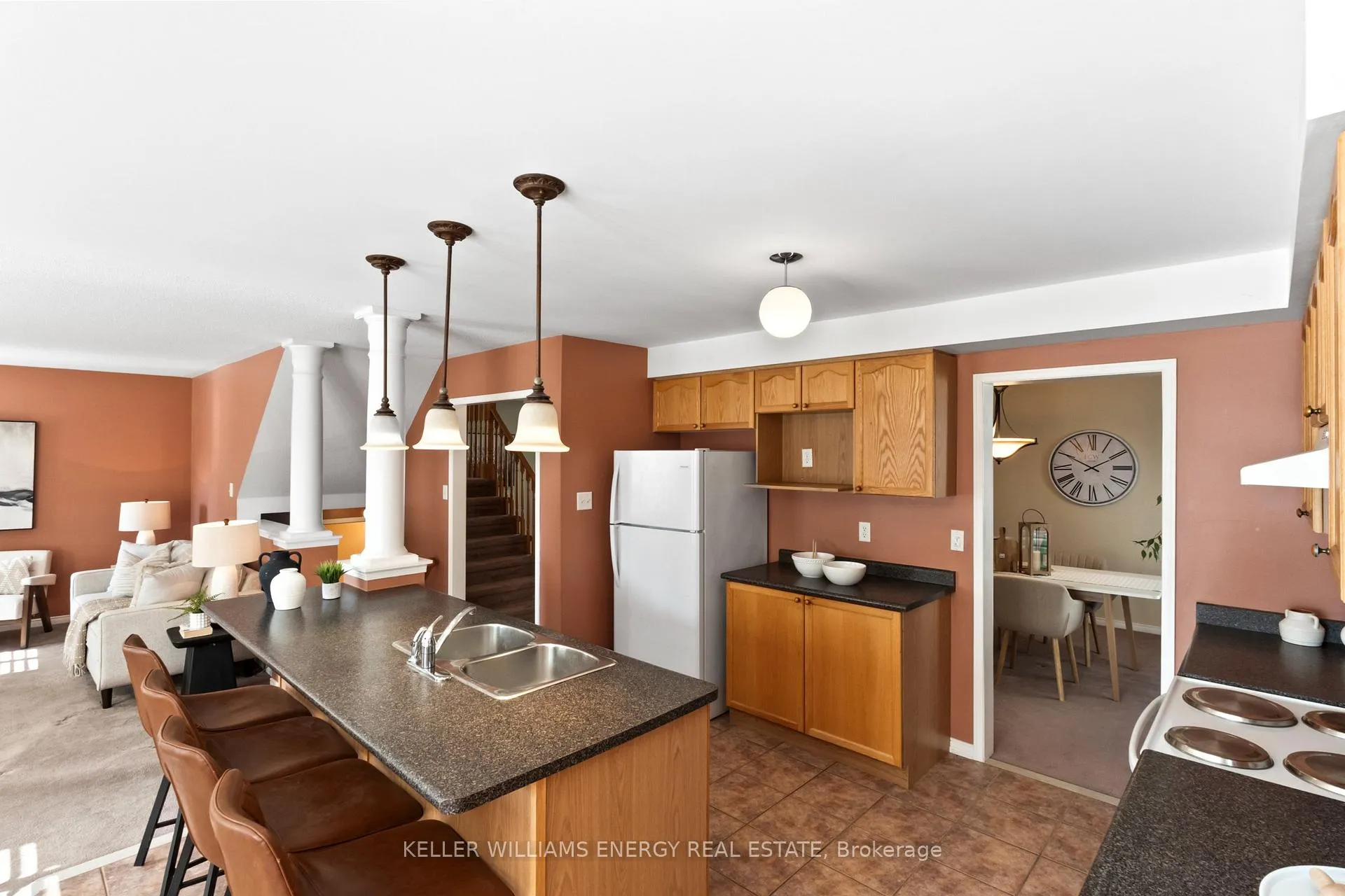 Photo 7 of 1530 Aldergrove Drive, Oshawa, Taunton — HOMEH