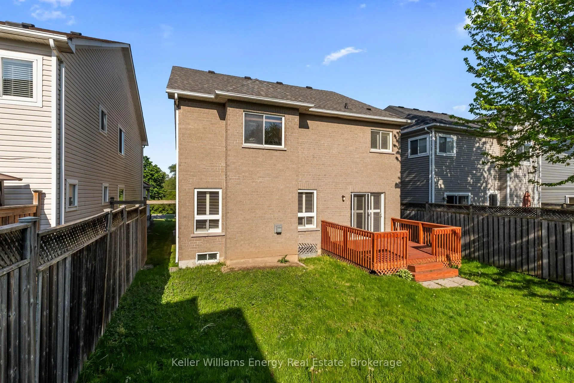 Photo 23 of 1530 Aldergrove Drive, Oshawa, Taunton — HOMEH