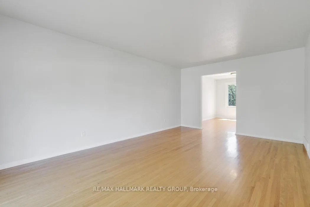 Photo 7 of 2187 Hamelin Crescent, Ottawa, Beacon Hill North — HOMEH