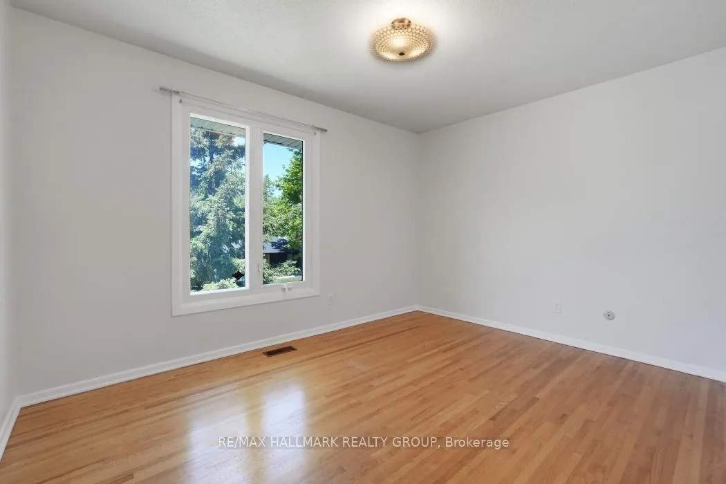 Photo 32 of 2187 Hamelin Crescent, Ottawa, Beacon Hill North — HOMEH