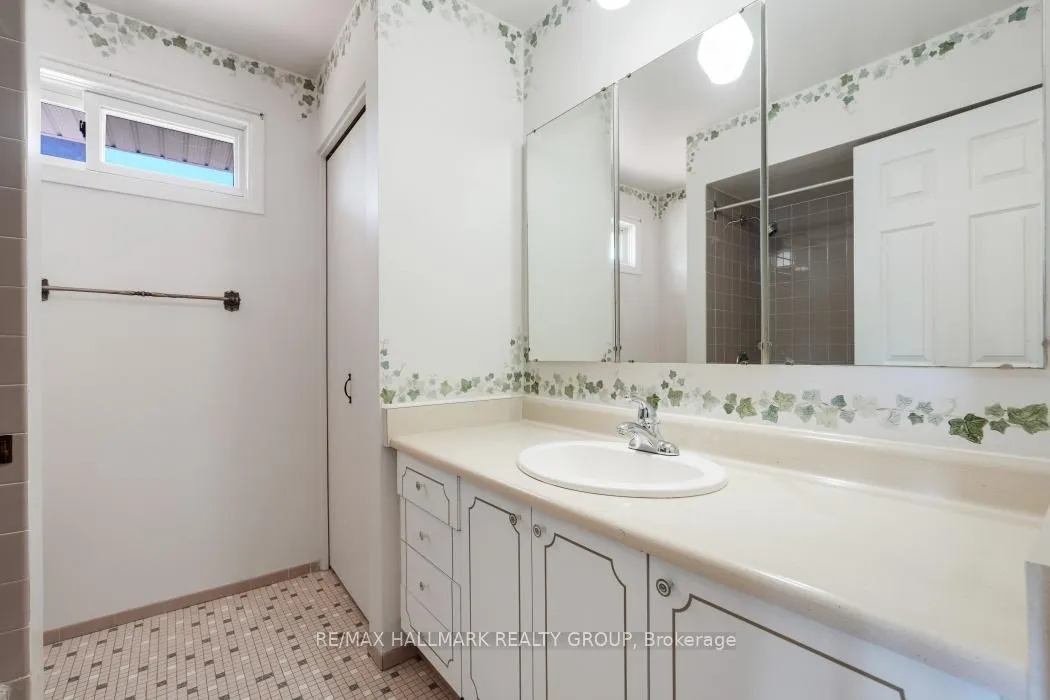 Photo 38 of 2187 Hamelin Crescent, Ottawa, Beacon Hill North — HOMEH