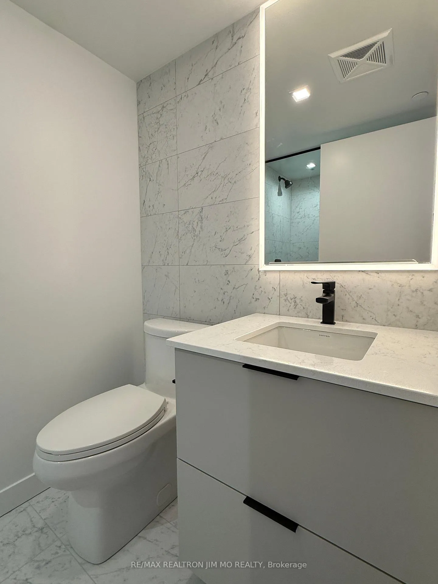 Photo 11 of Unit 1104, 609 Sherbourne Street, Toronto, North St. James Town — HOMEH