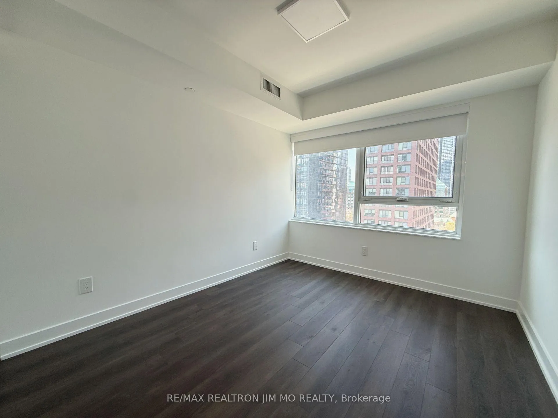 Photo 13 of Unit 1104, 609 Sherbourne Street, Toronto, North St. James Town — HOMEH