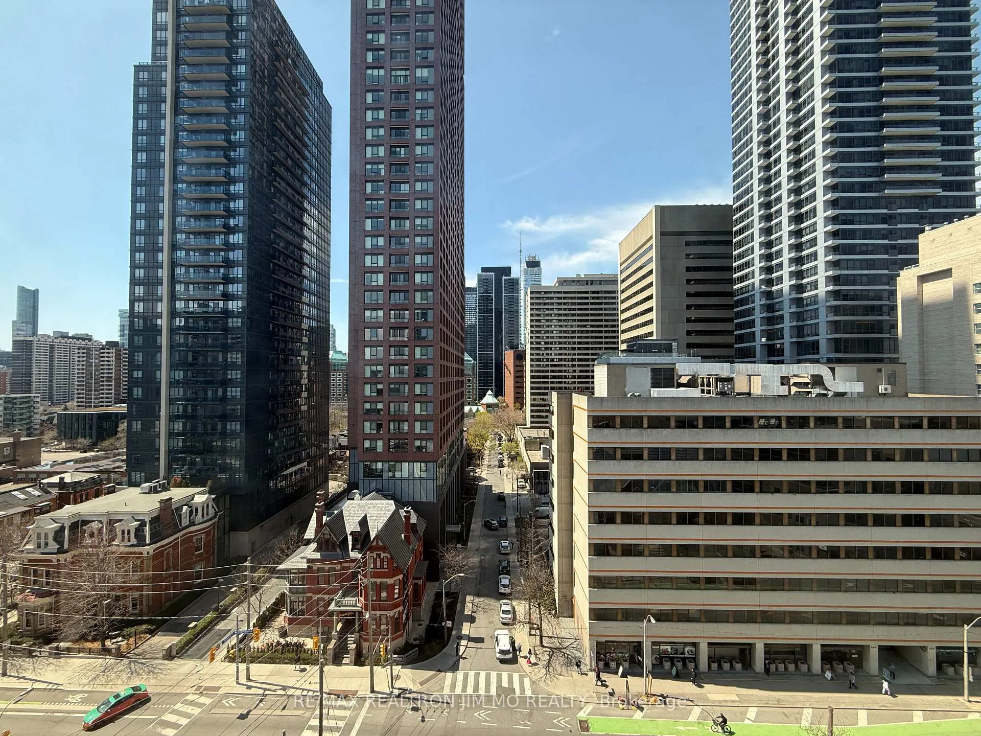 Photo 24 of Unit 1104, 609 Sherbourne Street, Toronto, North St. James Town — HOMEH
