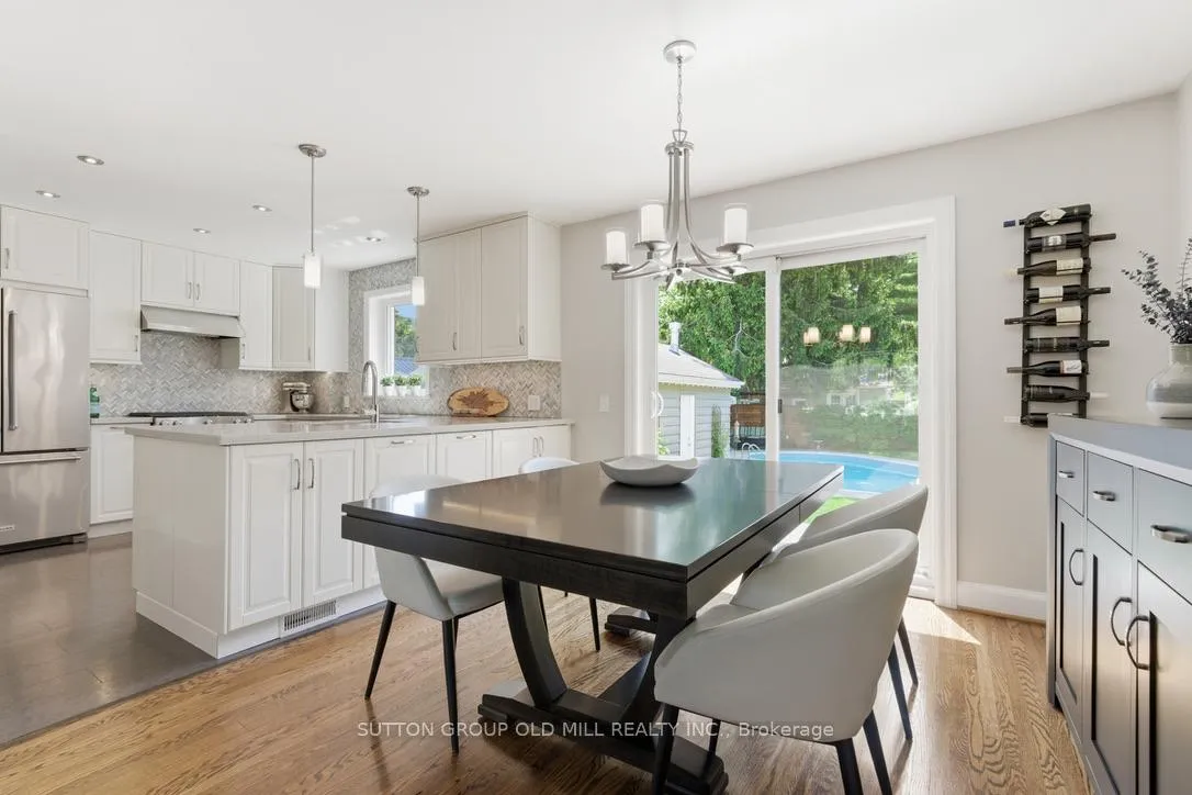 Photo 7 of 78 Ballacaine Drive, Etobicoke, Stonegate-Queensway — HOMEH