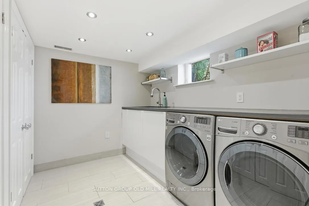 Photo 20 of 78 Ballacaine Drive, Etobicoke, Stonegate-Queensway — HOMEH