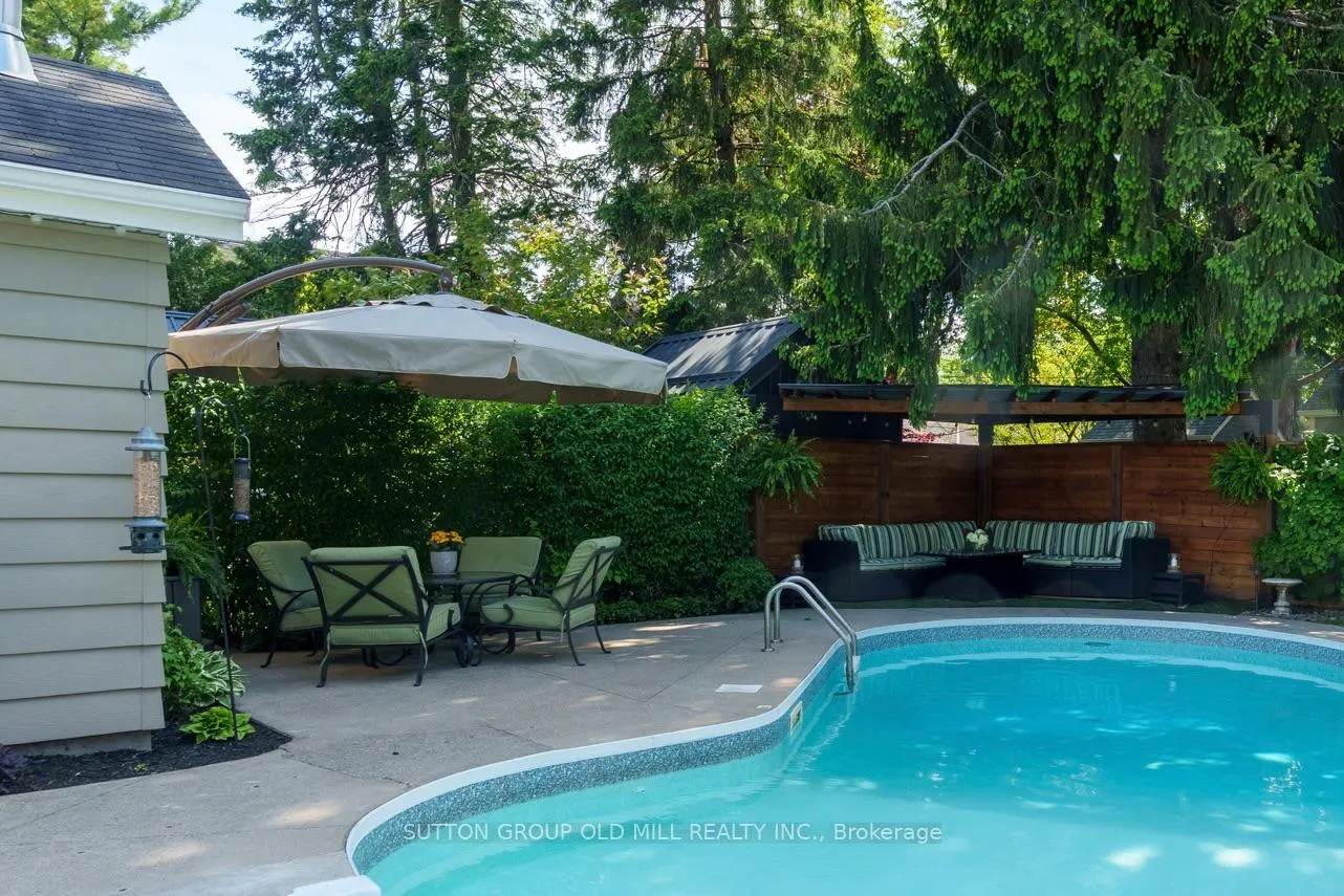 Photo 22 of 78 Ballacaine Drive, Etobicoke, Stonegate-Queensway — HOMEH