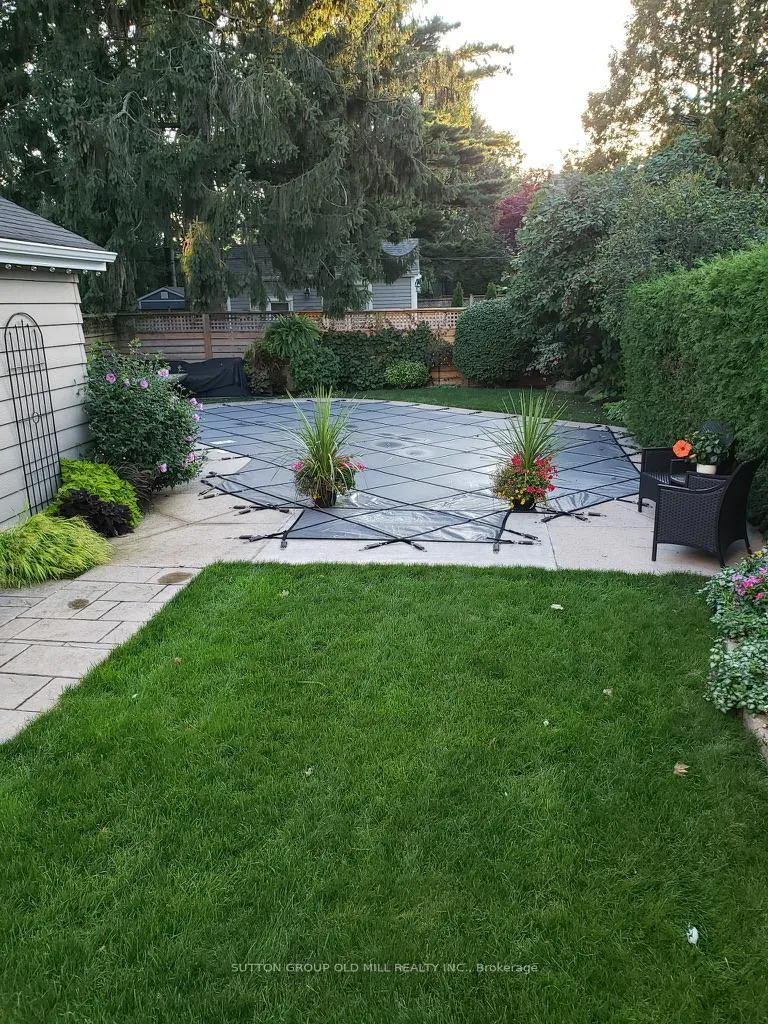 Photo 26 of 78 Ballacaine Drive, Etobicoke, Stonegate-Queensway — HOMEH