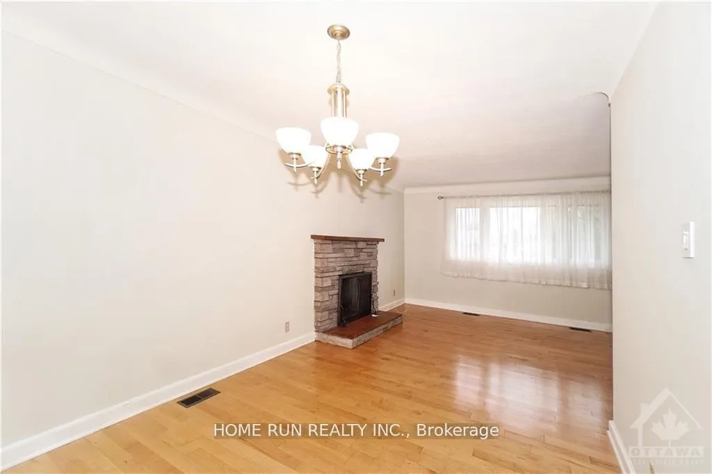 Photo 6 of 39 Epworth Avenue, Ottawa, Meadowlands/St. Claire Gardens — HOMEH