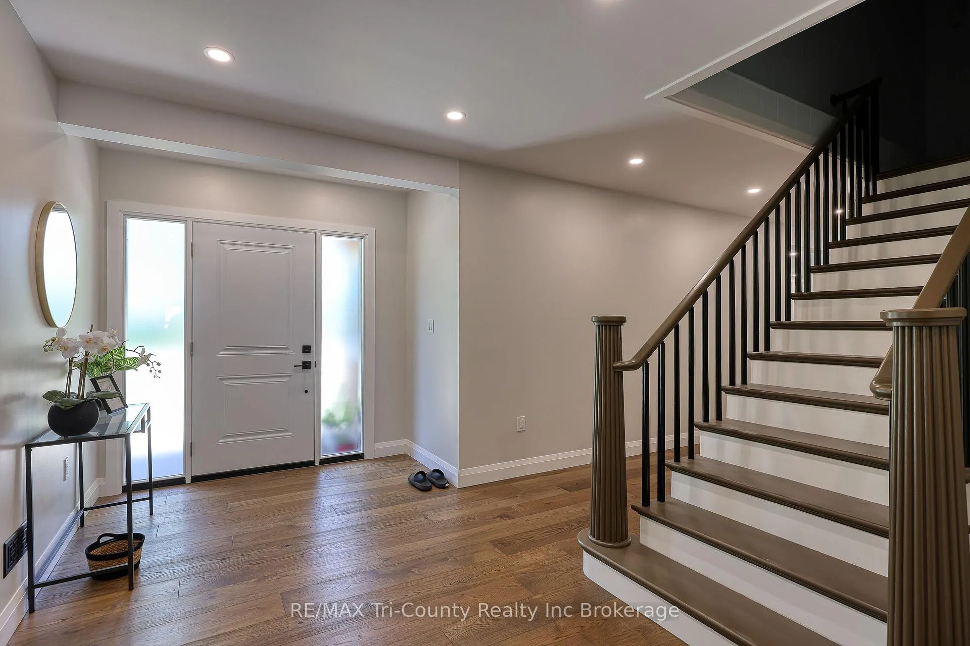 Photo 22 of 16 Delevan Crescent, Tillsonburg — HOMEH