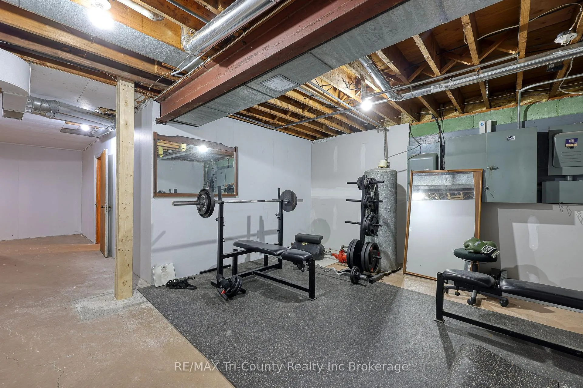Photo 34 of 16 Delevan Crescent, Tillsonburg — HOMEH