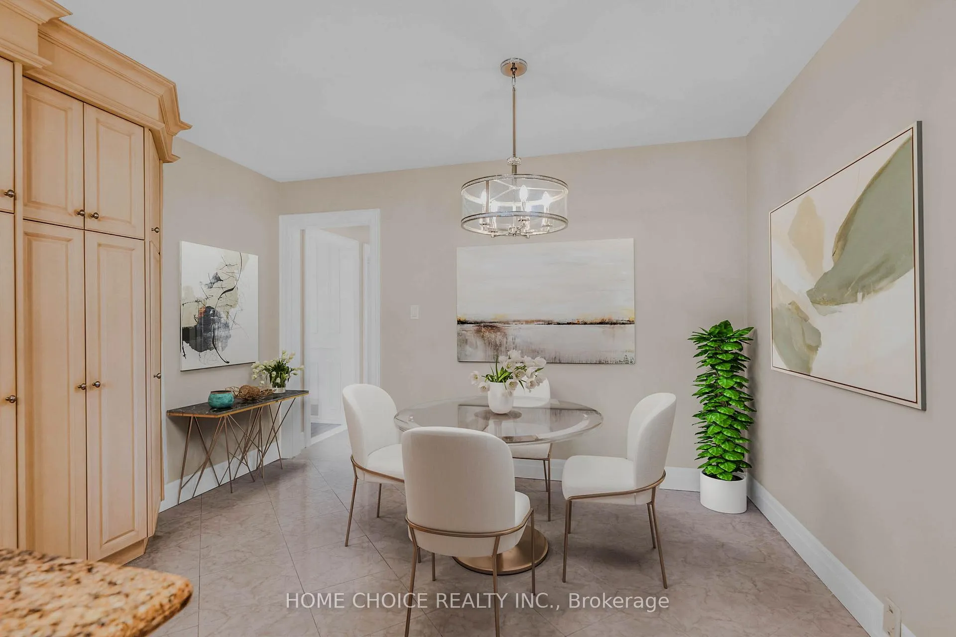 Photo 13 of 43 Golfwood Heights E, Etobicoke, Kingsview Village-The Westway — HOMEH
