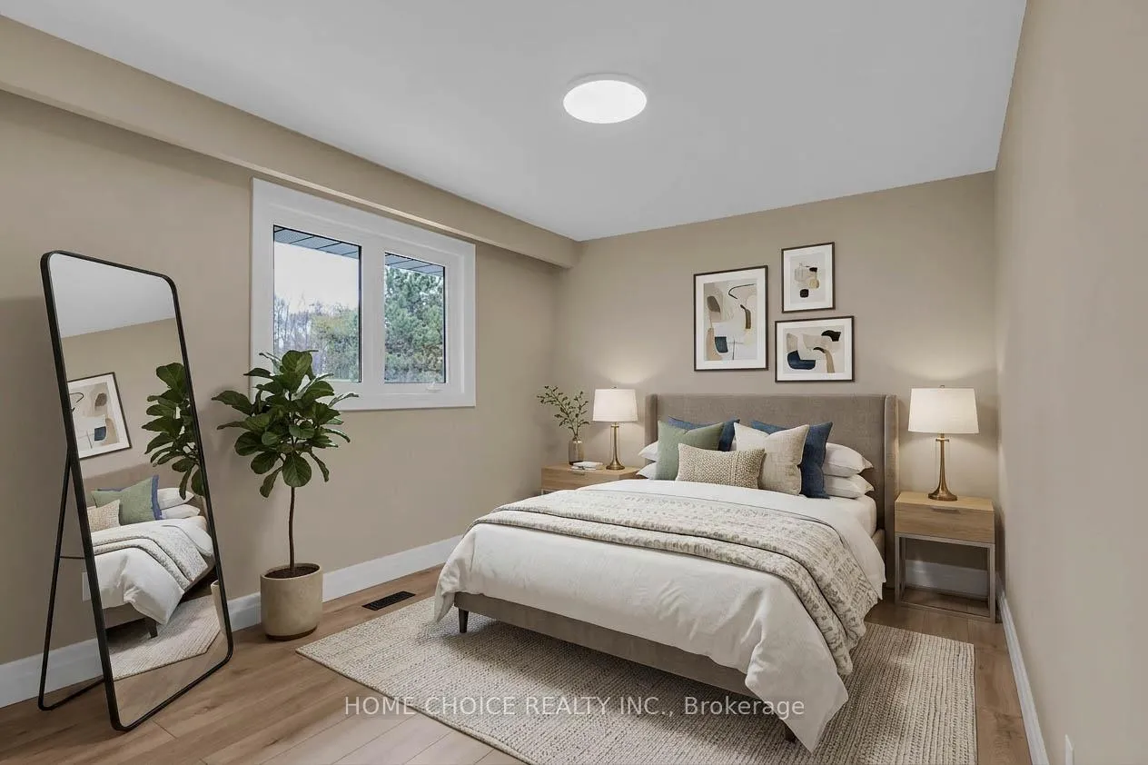 Photo 26 of 43 Golfwood Heights E, Etobicoke, Kingsview Village-The Westway — HOMEH
