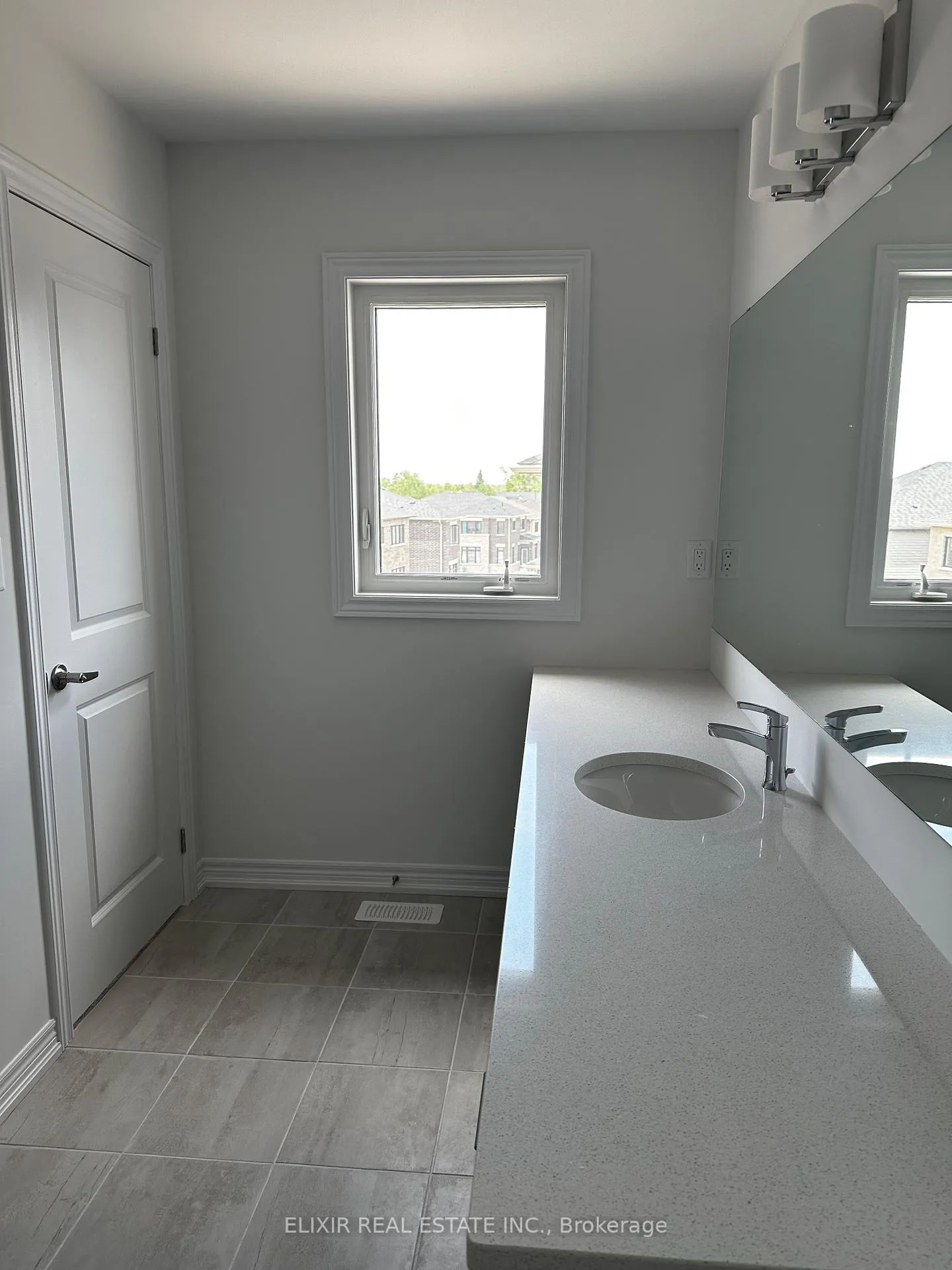 Photo 29 of 141 Fenchurch Manor, Barrie, Rural Barrie Southeast — HOMEH