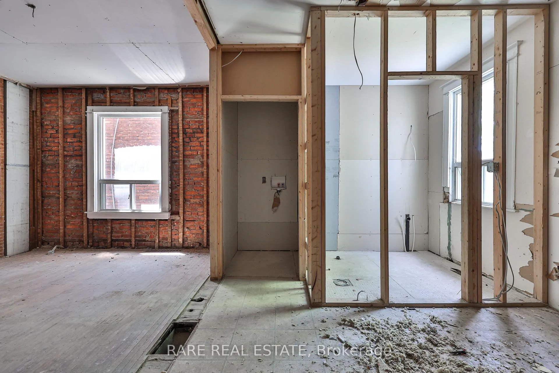 Photo 8 of 21 Chestnut Avenue, Hamilton, Central — HOMEH