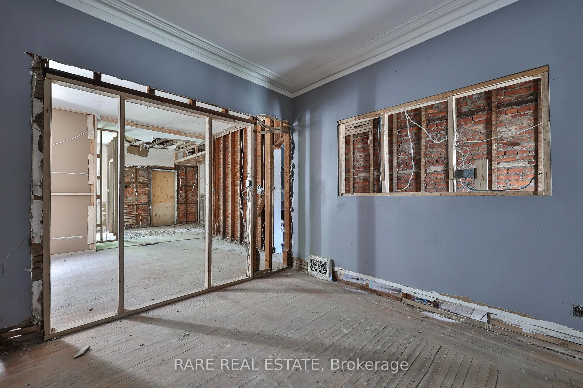 Photo 11 of 21 Chestnut Avenue, Hamilton, Central — HOMEH